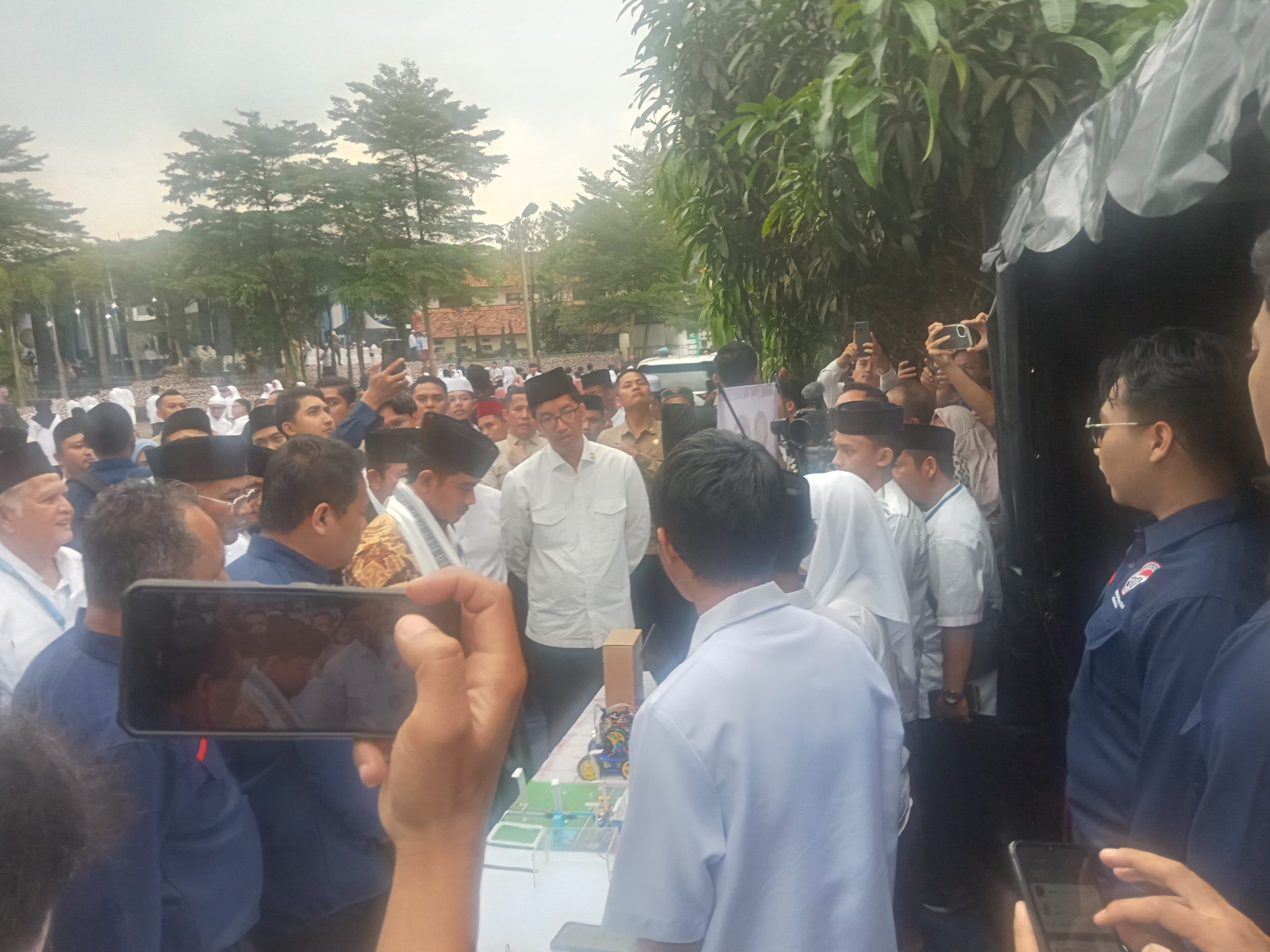 Gibran di Cipasung Tasikmalaya, Ketika Pesantren Menyapa Masa Depan Digital