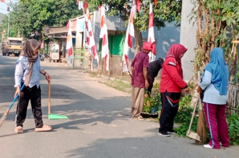 Gotong Royong Warga Tasikmalaya jelang HUT RI ke-80